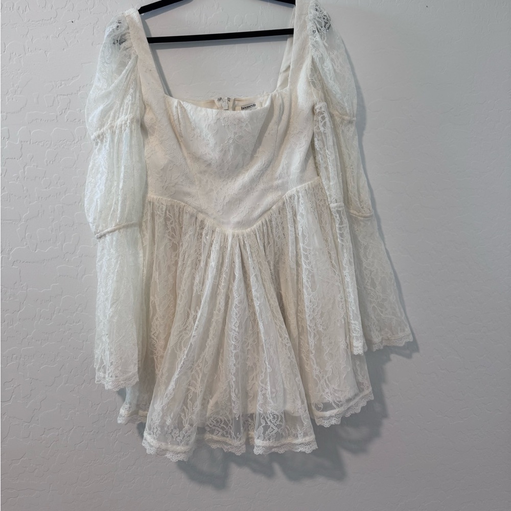 House of CB Sancia Chantilly lace puff sleeve dress